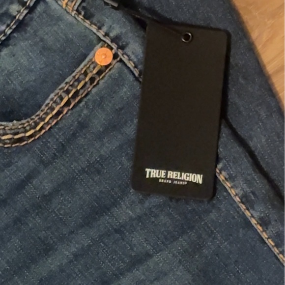 TRUE RELIGION NWT JOEY LOW RISE
FLARE JEANS Sz.28 MSRP $239 - Picture 12 of 14